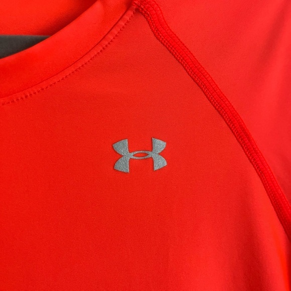 Under Armour Fitted HeatGear T-Shirt Women’s Neon Short Sleeve Active Top - Picture 4 of 6